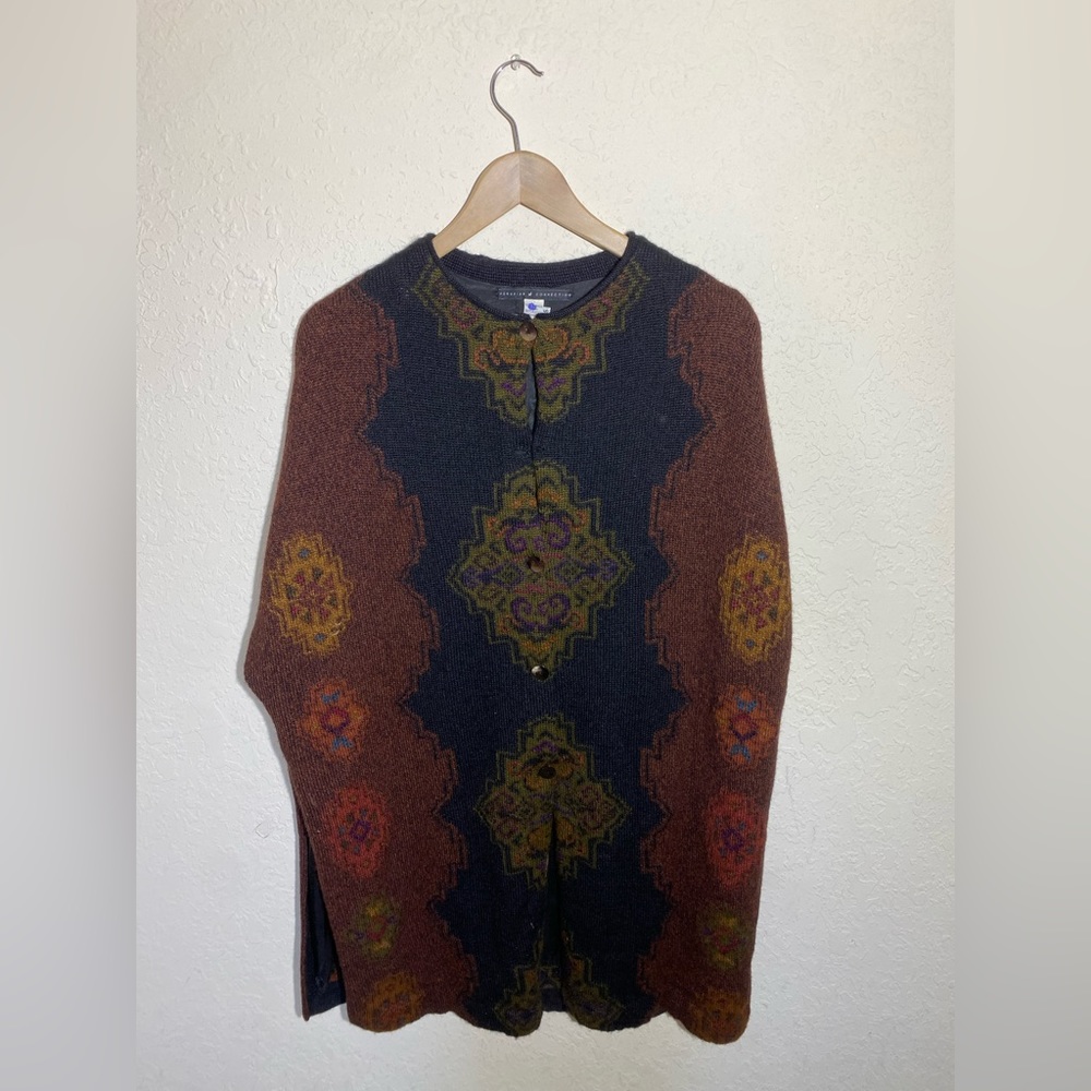 $250 Beautiful Peruvian‎ Connection Printed Poncho ( XS )